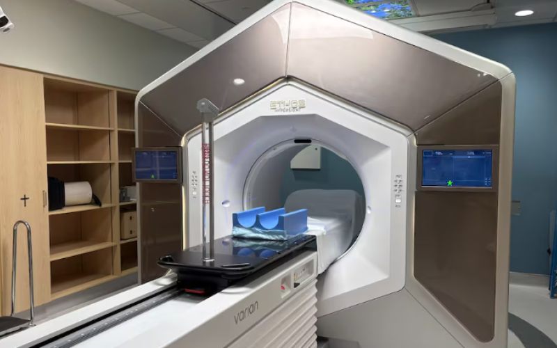 The Varian Ethos, a new AI-assisted radiation therapy system inside the Verspeeten Family Cancer Centre in London, Ont. (Reta Ismail/CTV News London)