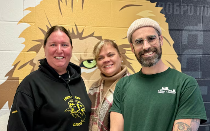 Staff at Lord Elgin Public School are grateful to Metro Ontario for providing hand-packed breakfast kits to its students over the winter break. Kimberly Hawkins, left, is an educational assistant who runs the food program. Simon Conter, right, is the school's vice principal. (Jack Sutton/CBC)