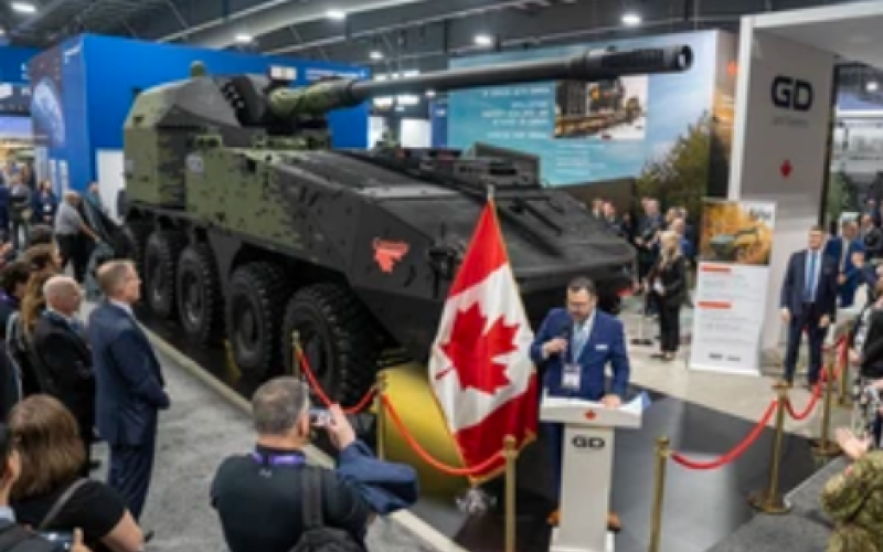 General Dynamics Land Systems Canada announced Friday it will offer the Grizzly, a self-propelled howitzer artillery platform, to the Canadian Army. Based on the LAV 6 armoured vehicle built at its Oxford Street plant, the Grizzly is the London company’s bid as the military seeks to modernize its aging artillery fleet. (Supplied photo/GDLS Canada)