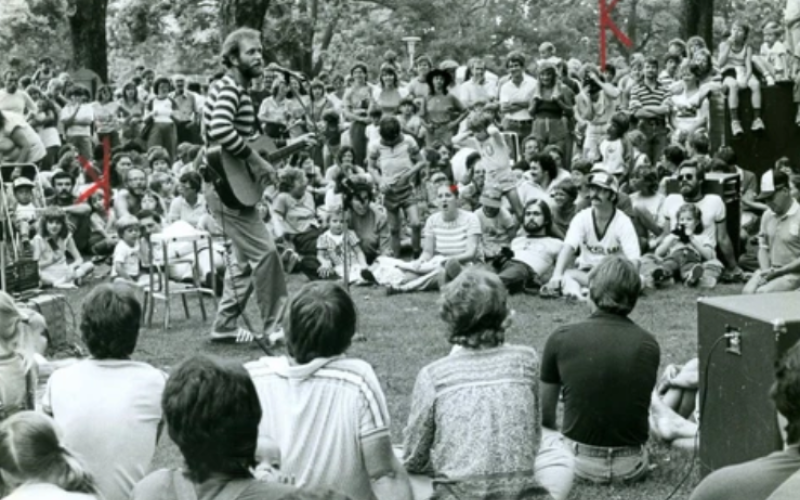 Valdy performs at Home County Folk Festival on July 23, 1983. (London Free Press files)