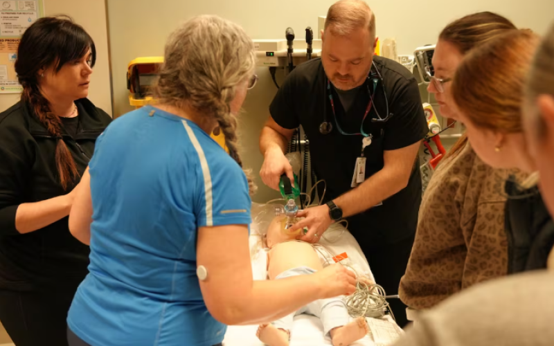 The London-based Paediatric Regional Outreach Program is bringing emergency simulation training to smaller Ontario hospitals. CTV’s Reta Ismail reports.