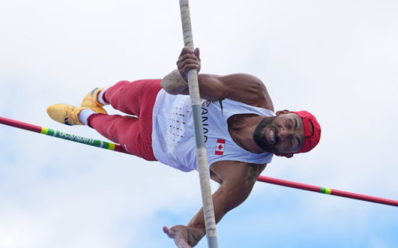 Canada's Damian Warner competes in the men's decathlon pole vault at the Commonwealth Games in Glasgow, Scotland, on Friday, July 31, 2026. (AP Photo/Kin Cheung)