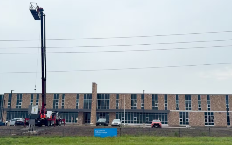 New $54.3M Regina Mundi Catholic College is set to open next week, but the school’s former building will remain in use. CTV London’s Reta Ismail reports.