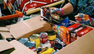London Food Bank breaks Thanksgiving drive record (again)