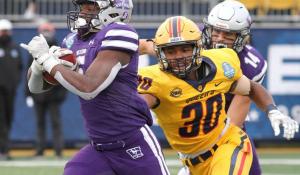PYETTE: Western's D delivers record-setting Yates Cup win