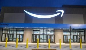 Amazon sets October opening date, plan to hire 1,000 for area complex