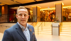 'Elbows up' movement boosting London tourism sector: 'Great to see' 