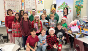 London, Ont. students build ‘toy mountain’ to brighten holidays for families in need