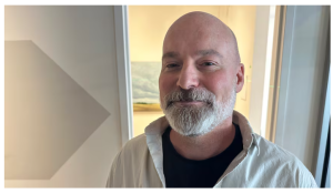 London artist’s new exhibition captures quiet beauty of Southwestern Ontario’s back roads