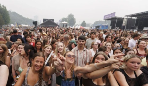 PHOTOS: Rock the Park opens in smoky downtown London